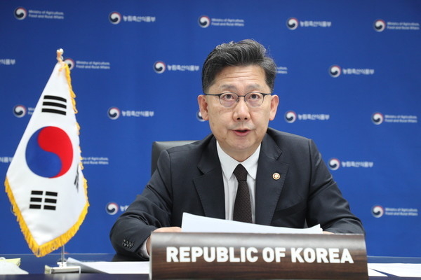 김현수 농림축산식품부 장관이 23일 유엔 푸드시스템 정상회의에 수석대표로 참석했다. 사진은 17, 18일 열린 G20 농업장관회의에 영상으로 참석해 발언하고 있는 김현수 장관. △사진제공=농식품부