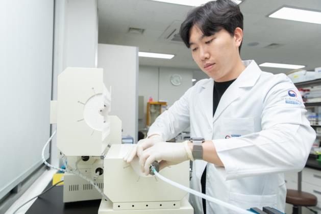 농촌진흥청(청장 허태웅)은 가축분을 열분해로 에너지화하는 열분해 공정에 이산화탄소를 활용함으로써 효율을 높일 수 있다고 밝혔다.