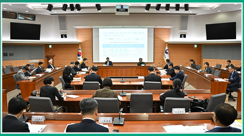 대통령 직속 ‘2050 탄소중립녹색성장위원회’(공동위원장: 한덕수 국무총리, 김상협 카이스트 부총장, 이하 ‘탄녹위’)는 10월 30일(수) 정부 서울청사에서 한덕수 국무총리 주재로 2024년 제3차 전체회의를 개최했다.