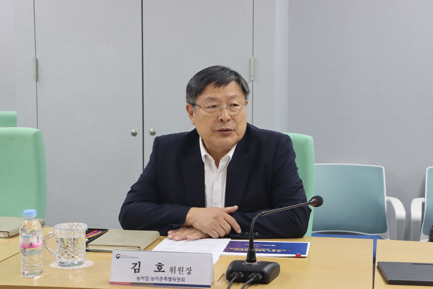 김호 위원장은 9월 3일(수) 한국종합농업단체협의회와 간담회를 열고, 새 정부 농업·농촌 분야 국정과제안을 설명하고 현장 의견을 청취했다.